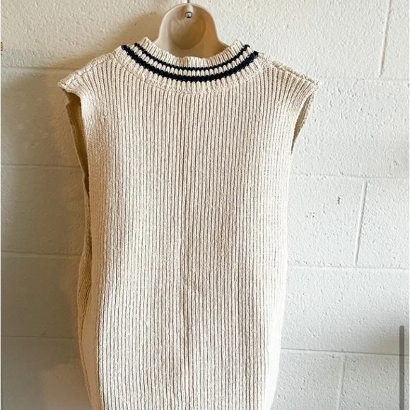 Free People Good Karma Vest - L-NWT - Picture 11 of 13